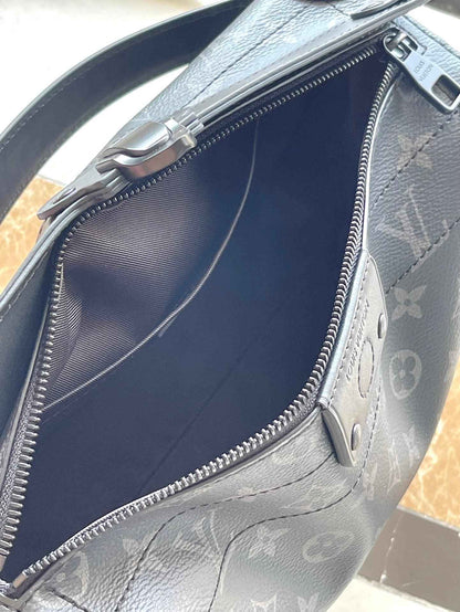 LuVi Soul Trunk East West Monogram Dus M11744