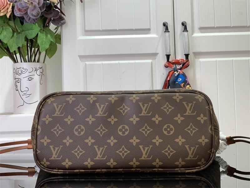1984 LuVi Monogram Bag M12061