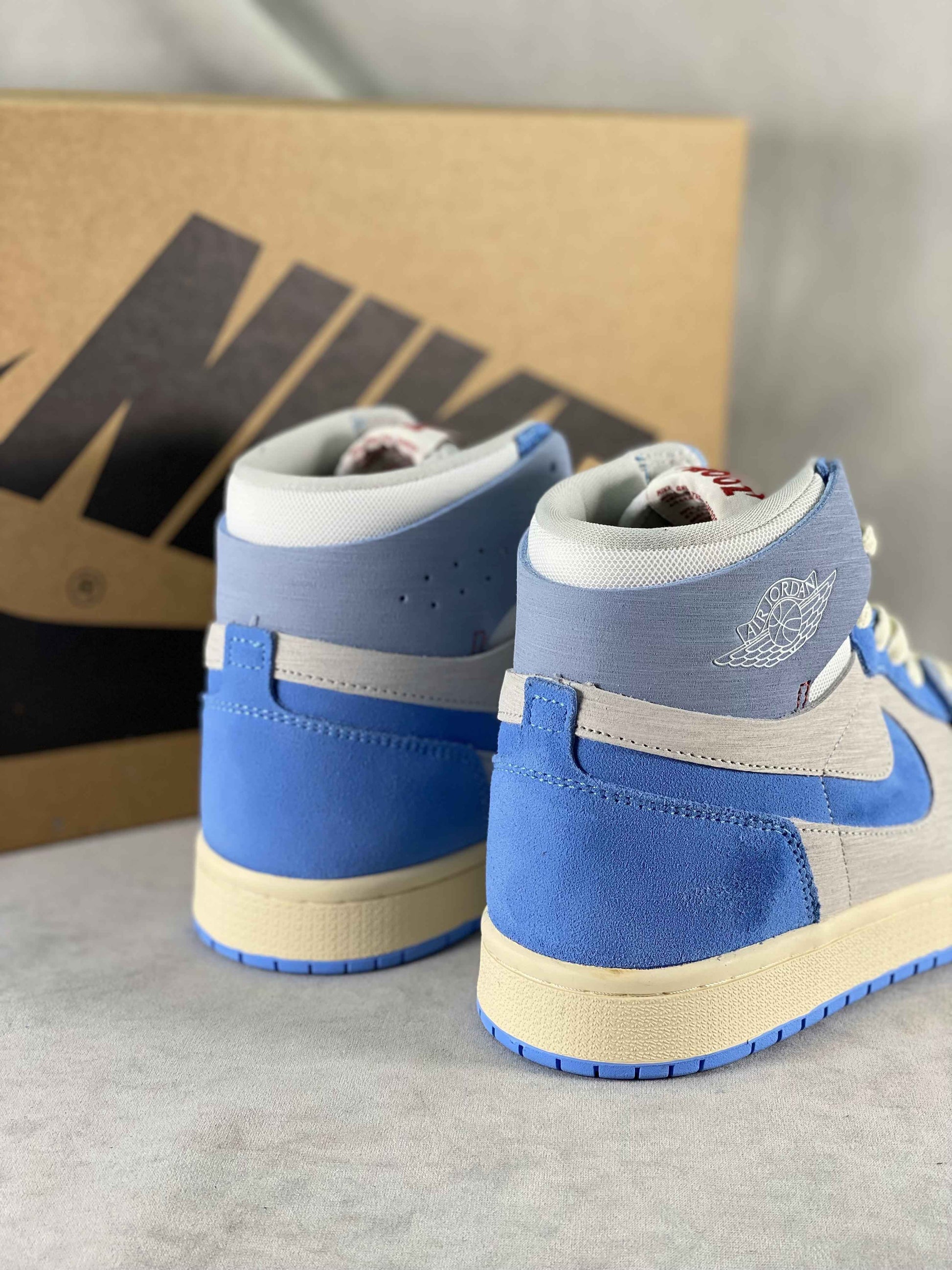 Custom Air Jordan 1 ZM Air CMFT 2 DV1305 004