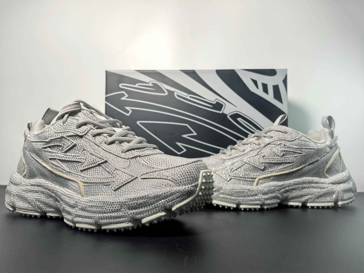 Off-White C/O Virgil Abloh Sneakers 008