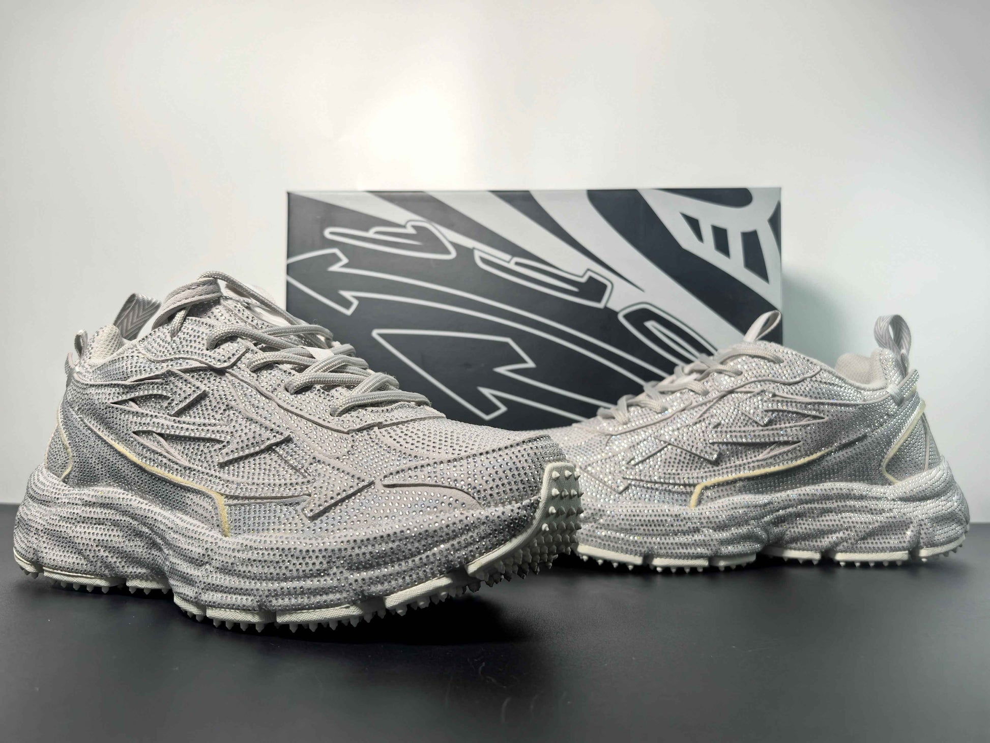 Off-White C/O Virgil Abloh Sneakers 008