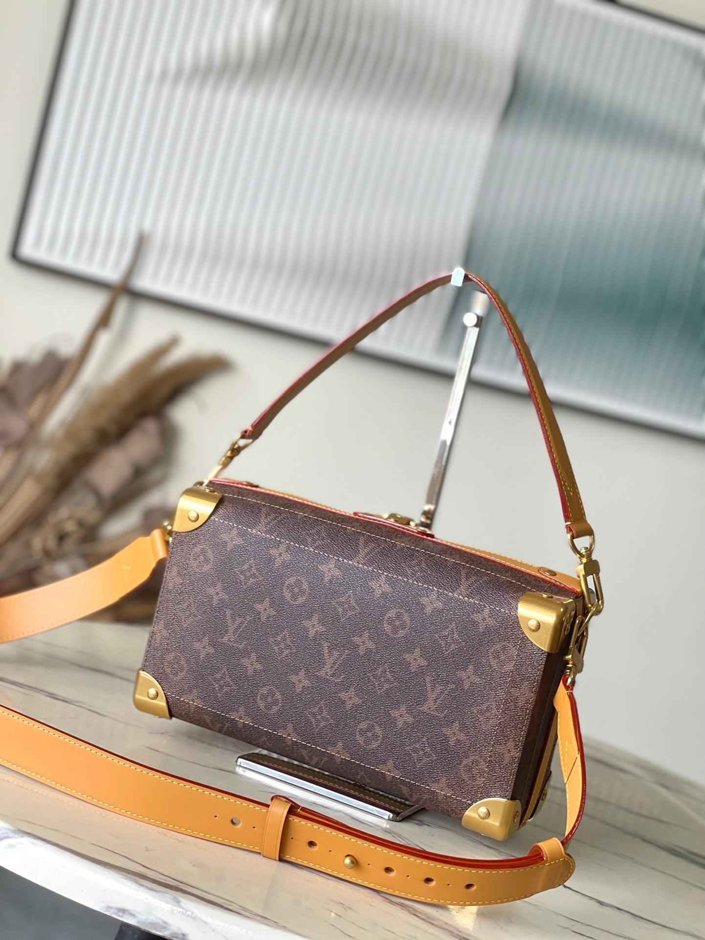 LuVi Soul Trunk East West Monogram Dus M11744