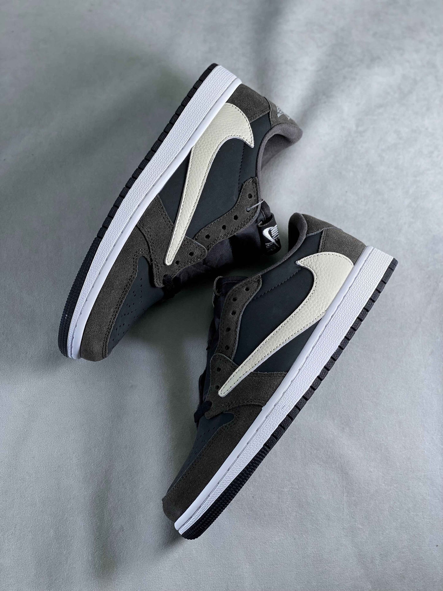 Custom Travis Scott x Fragment x Air Jordan 1 Low TS CQ4277 003