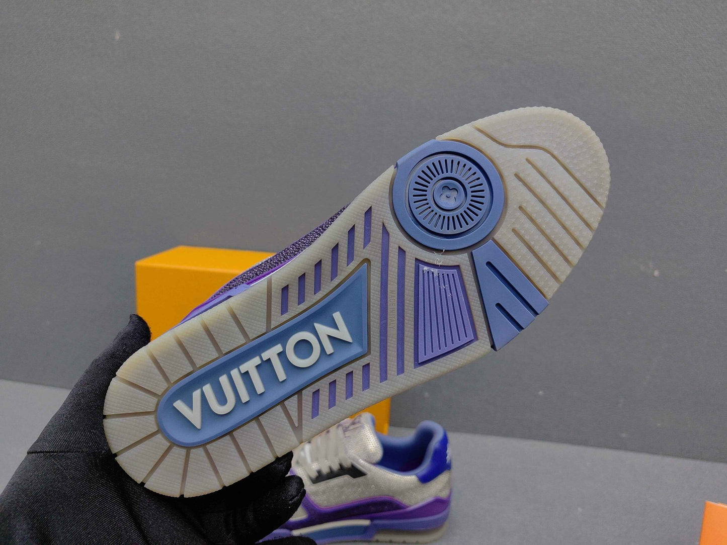 Virgil Abloh x LV Monogram Sneakers AS00400