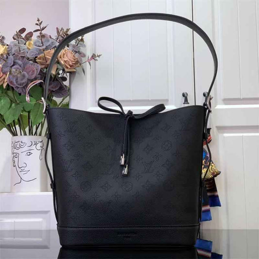 1984 LuVi Monogram Bag M12140