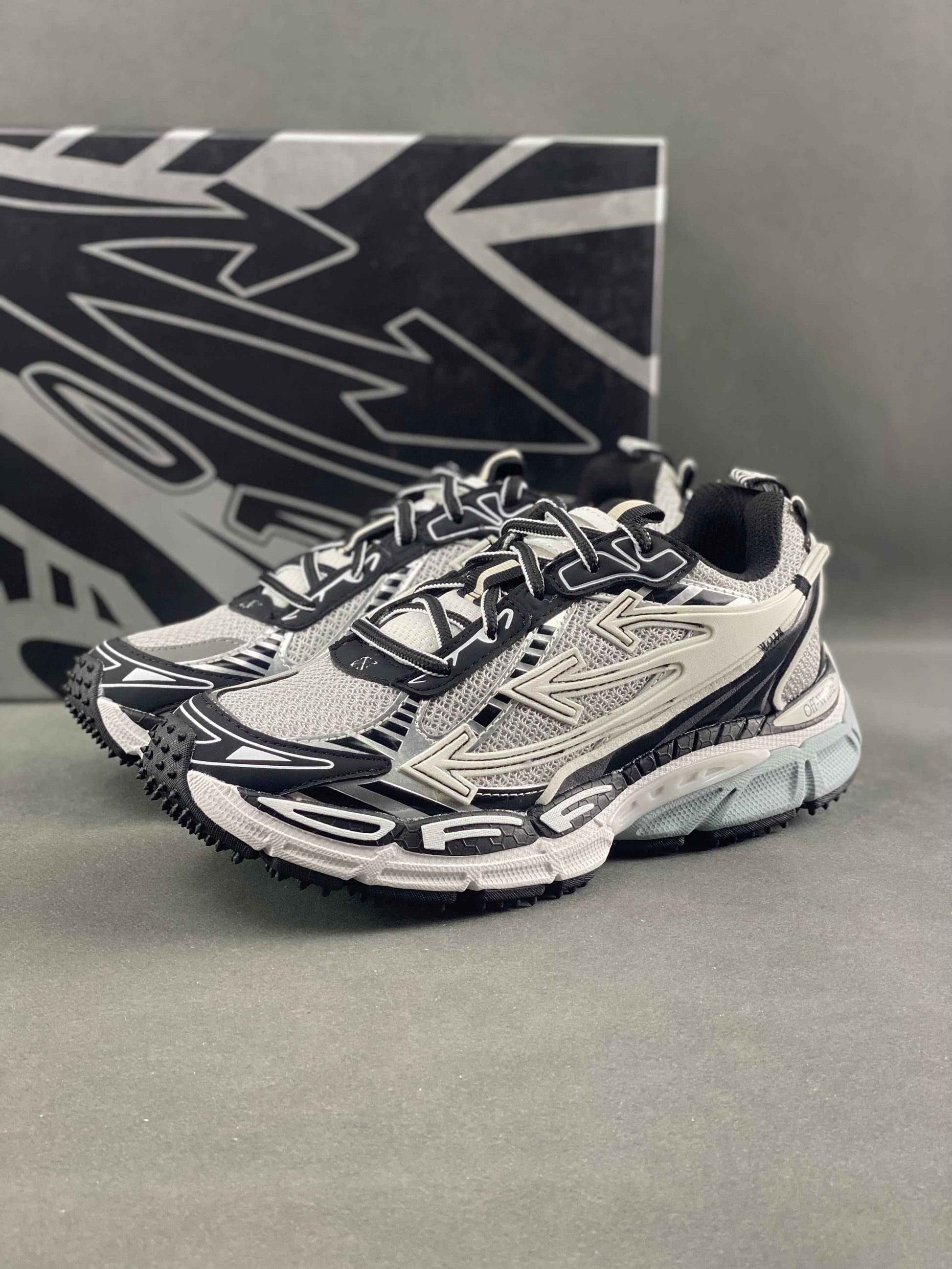 Custom OW x Virgil Abloh OW1102