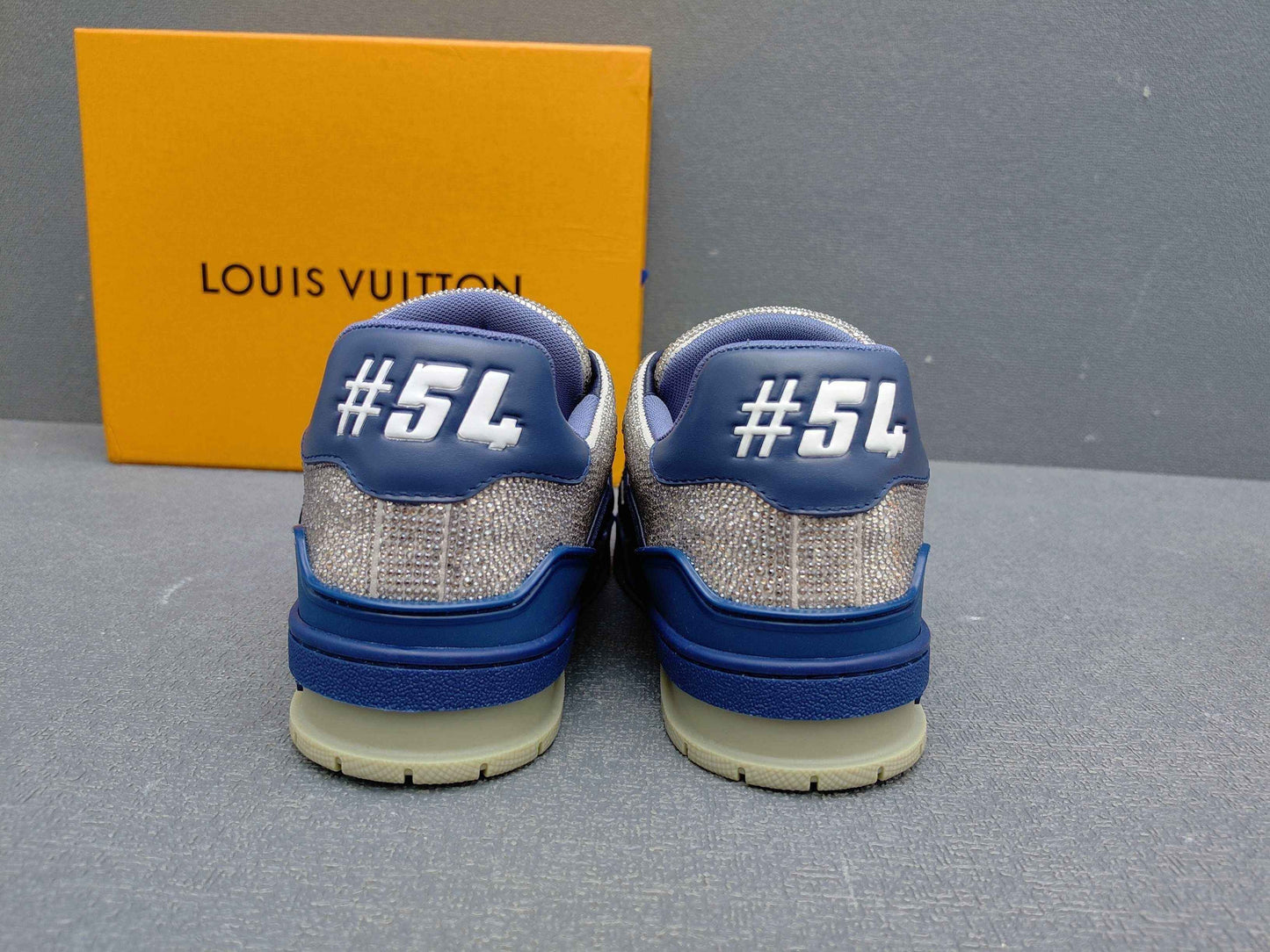 Virgil Abloh x LV Monogram Sneakers AS00400-02