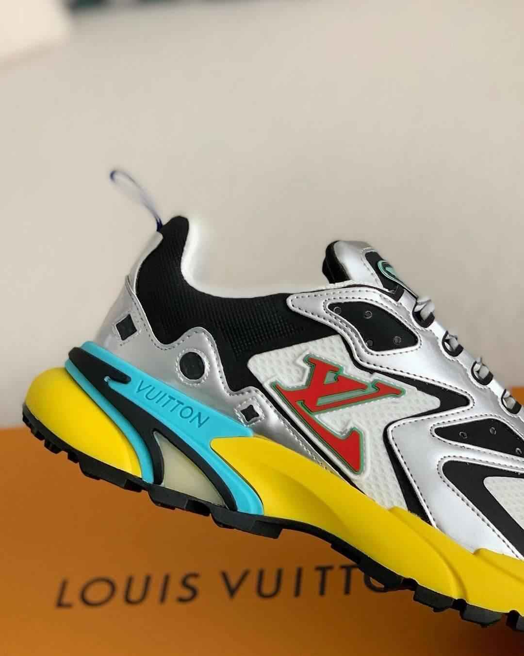 LV Urban Runner Tatic